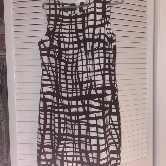 AGB Chic Black and White Grid Midi Dress - Picture 2 of 8
